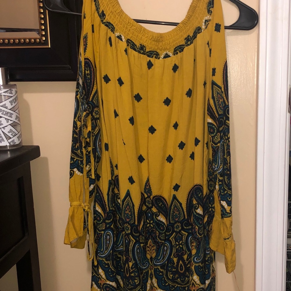 Yellow off the shoulders dress